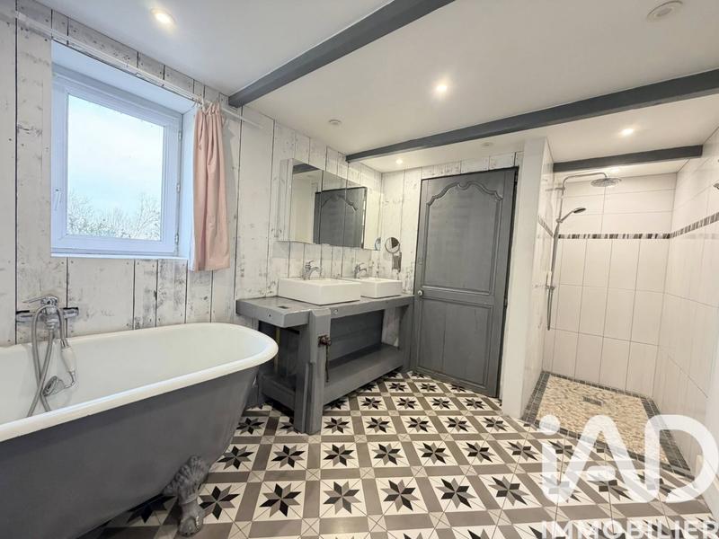 Ferme - 318 m² - 2 pièces