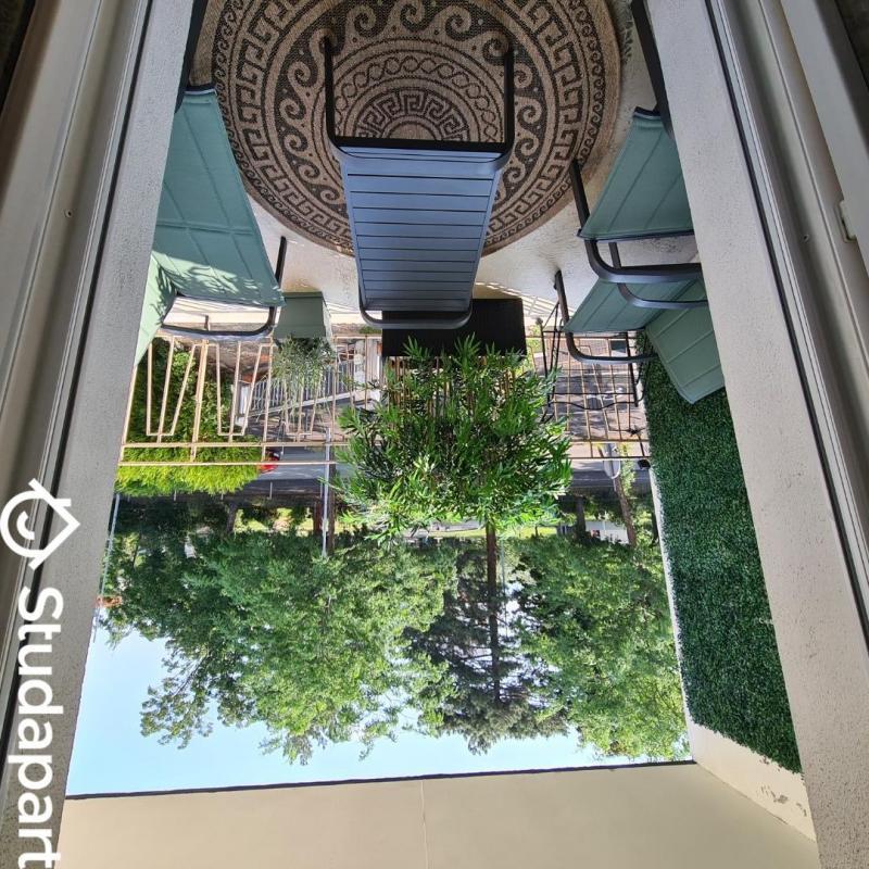 Chambre - 13 m² - 1 pièce