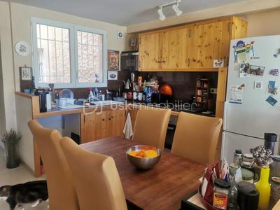 Duplex - 111 m² - 4 pièces