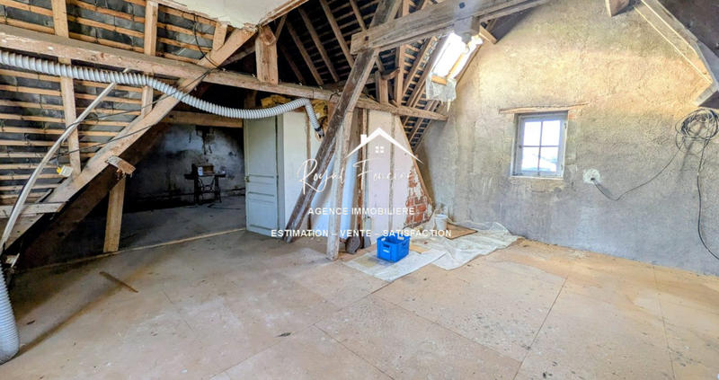 Maison - 95 m² - 5 pièces