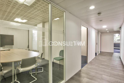 Bureau - 216 m²