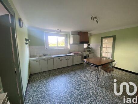 Maison - 216 m² - 8 pièces