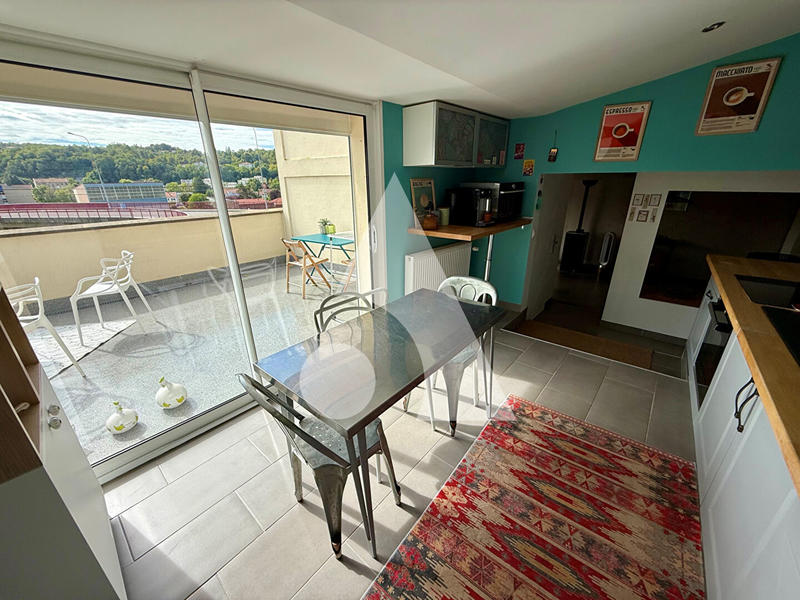 Maison - 121 m² - 4 pièces