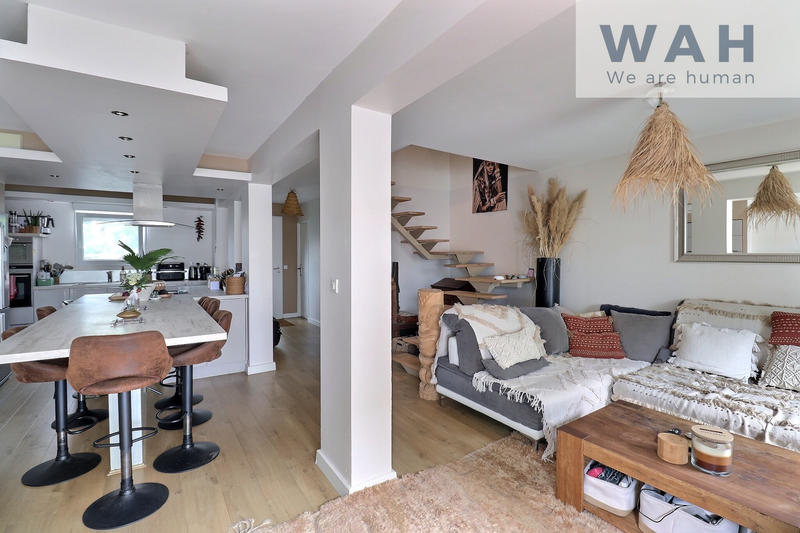 Maison - 98 m² - 5 pièces