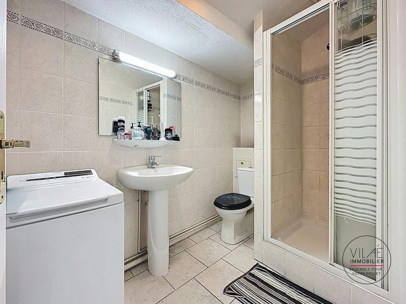 Immeuble - 68 m² - 2 pièces