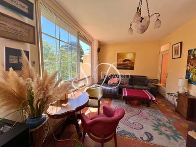 Maison - 122 m² - 7 pièces