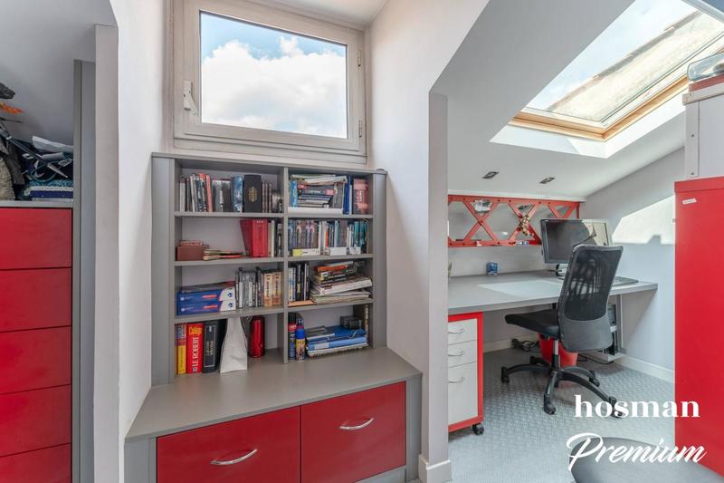 Maison - 215 m² - 8 pièces