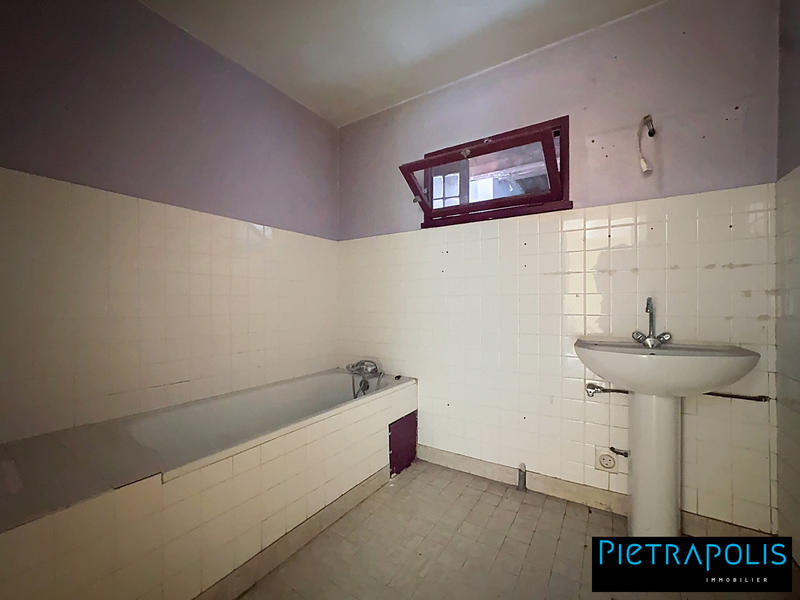 Maison ancienne - 190 m² - 7 pièces