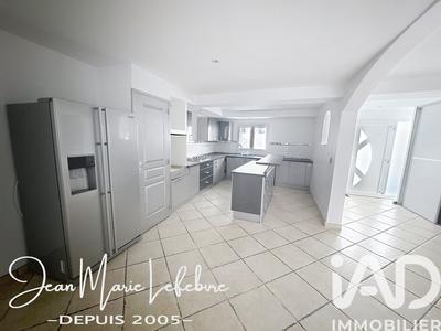 Maison de village - 196 m² - 6 pièces