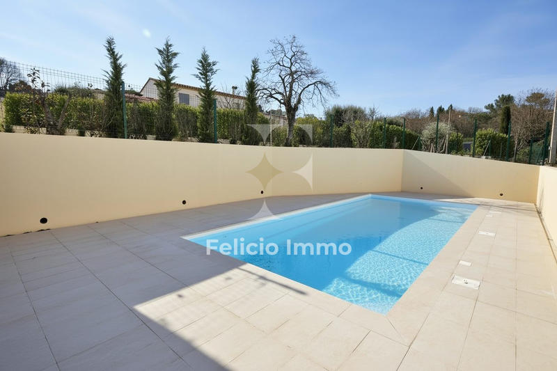 Appartement - 83 m² - 3 pièces