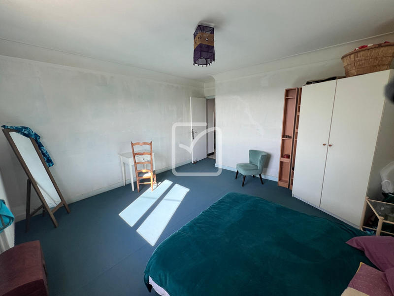 Maison - 143 m² - 7 pièces