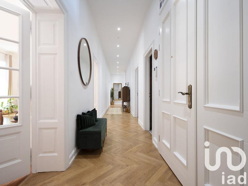 Appartement - 208 m² - 6 pièces