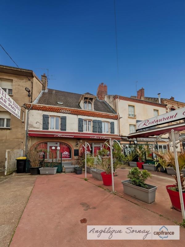 Immeuble - 135 m² - 7 pièces