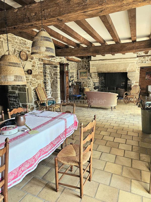 Maison ancienne - 260 m² - 8 pièces