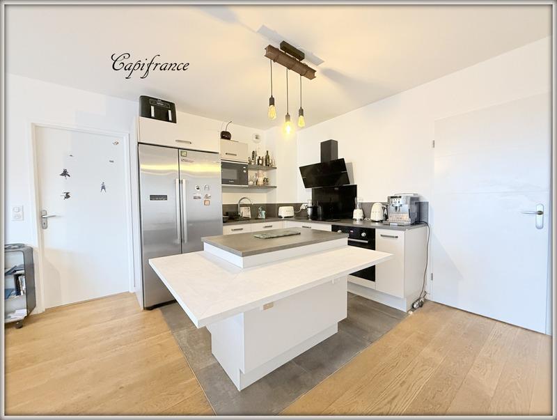 Appartement - 79 m² - 4 pièces