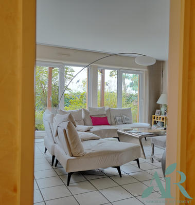 Maison - 268 m² - 5 pièces