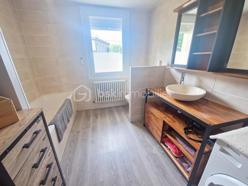 Maison - 87 m² - 5 pièces