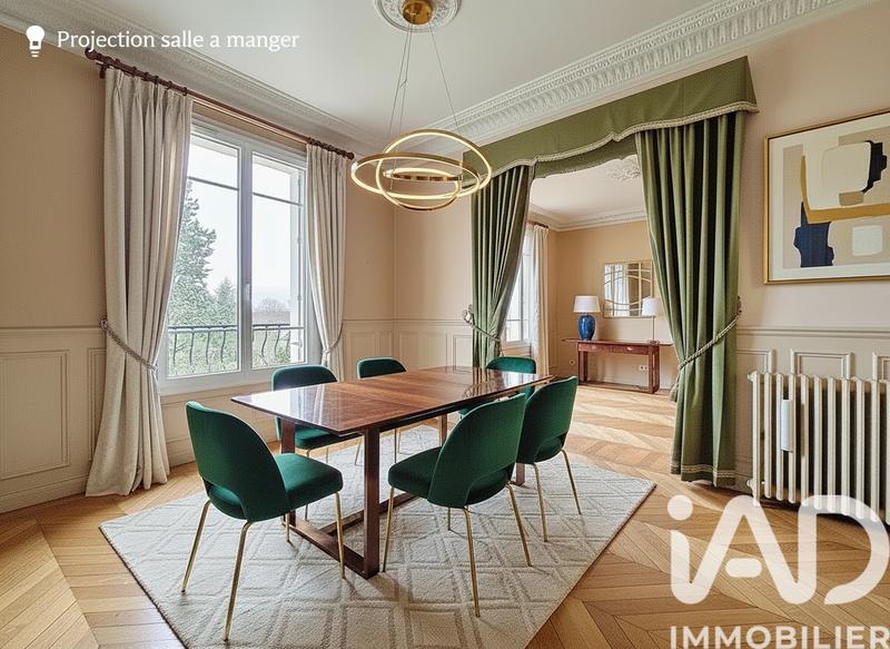 Maison - 166 m² - 8 pièces