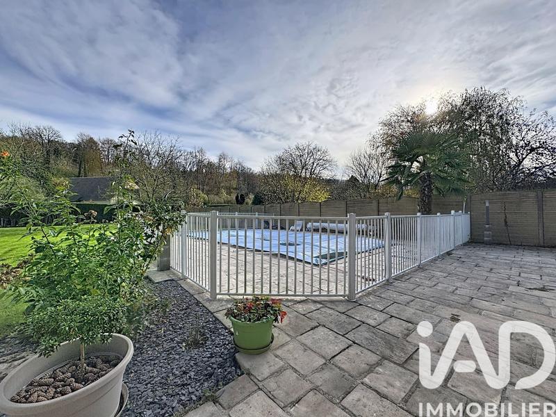 Maison - 180 m² - 7 pièces