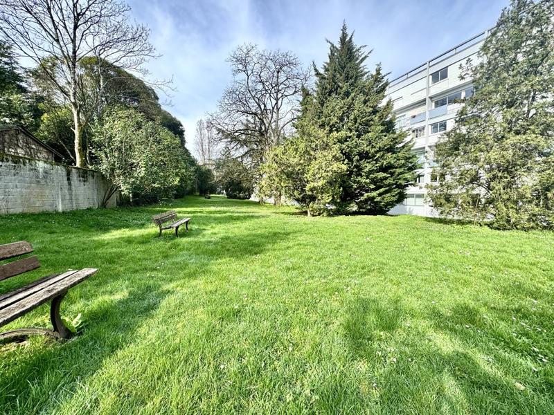 Appartement - 82 m² - 5 pièces