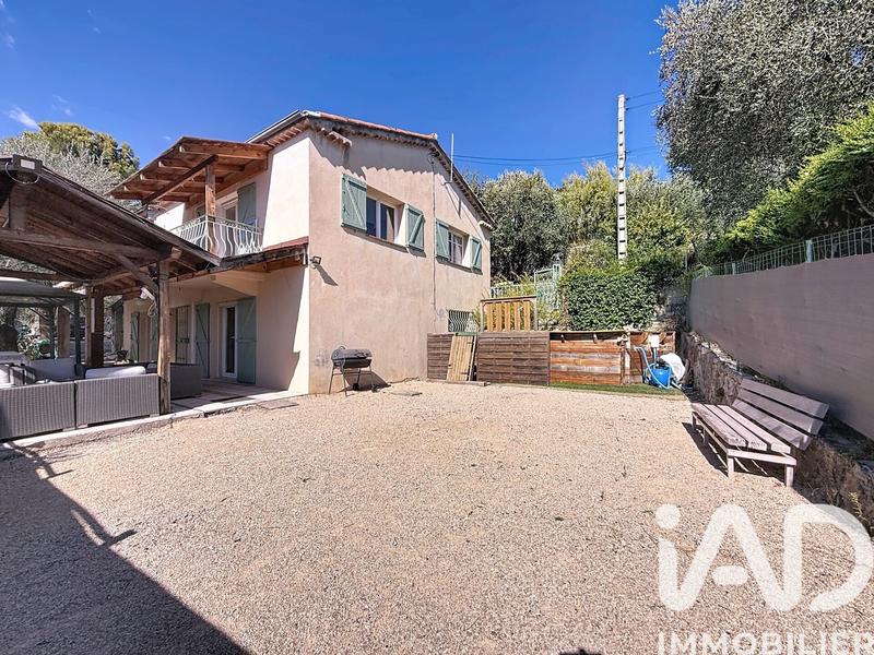 Maison - 155 m² - 5 pièces