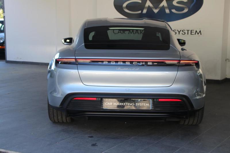 Porsche taycan 4s 571 ch avec batterie performance plus