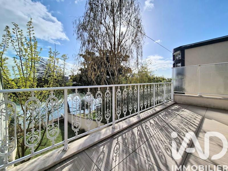 Maison - 138 m² - 5 pièces