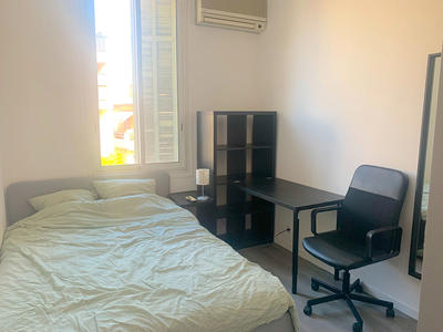 Chambre - 94 m² - 1 pièce