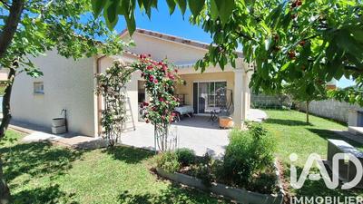 Maison - 88 m² - 4 pièces