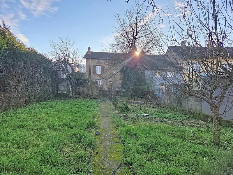 Maison - 177 m² - 7 pièces