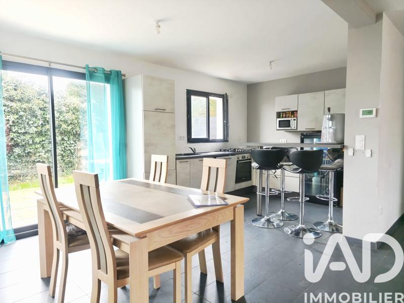 Maison - 85 m² - 4 pièces