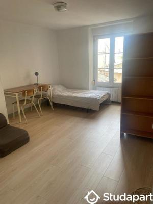 Chambre - 38 m² - 1 pièce