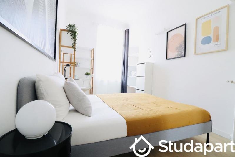 Chambre - 12 m² - 1 pièce