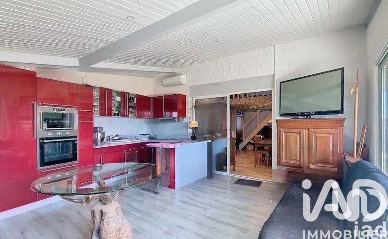 Maison - 210 m² - 7 pièces