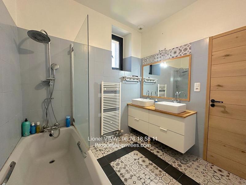 Maison - 170 m² - 5 pièces