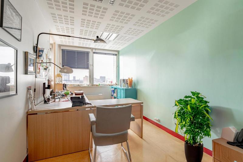 Bureau - 266 m² - 12 pièces