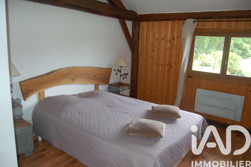 Maison - 436 m² - 9 pièces