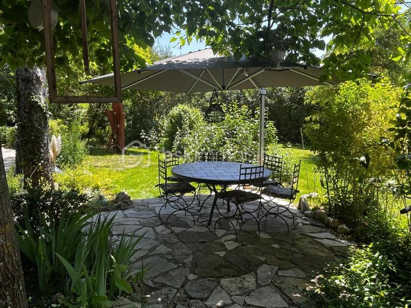 Appartement - 364 m² - 10 pièces