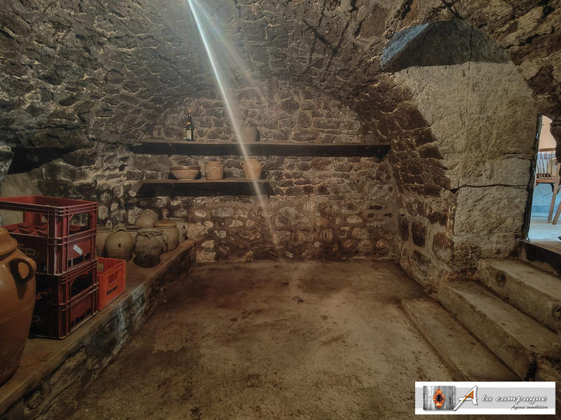 Maison ancienne - 161 m² - 5 pièces