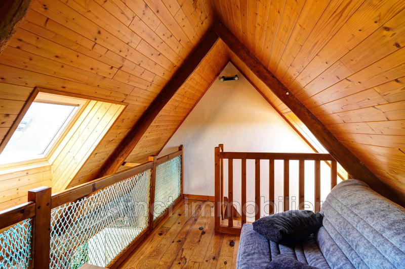 Propriété - 460 m² - 16 pièces