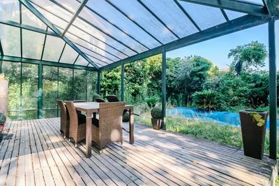 Maison - 260 m² - 7 pièces