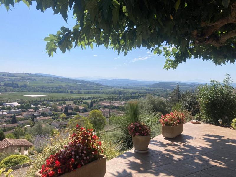 Villa - 140 m² - 7 pièces