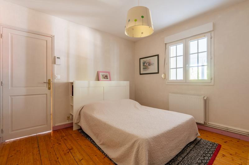 Maison - 195 m² - 7 pièces