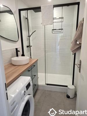 Chambre - 9 m² - 1 pièce