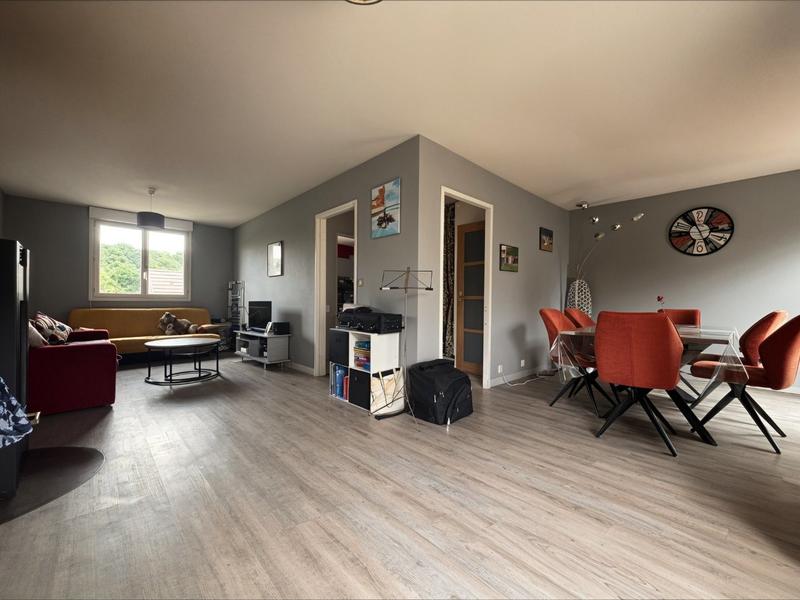 Maison - 110 m² - 4 pièces
