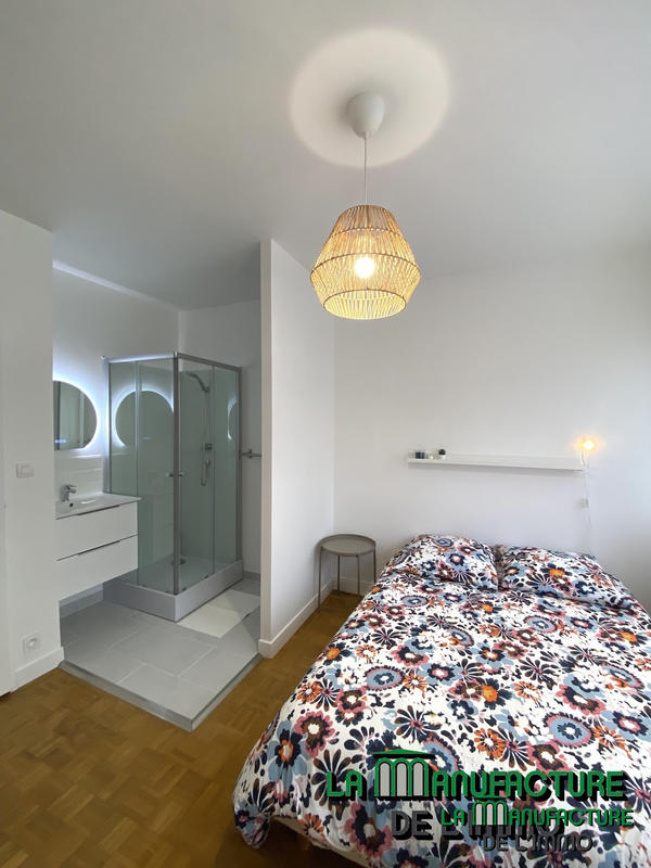 Appartement - 80 m² - 4 pièces