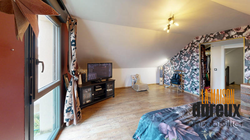 Maison - 139 m² - 5 pièces