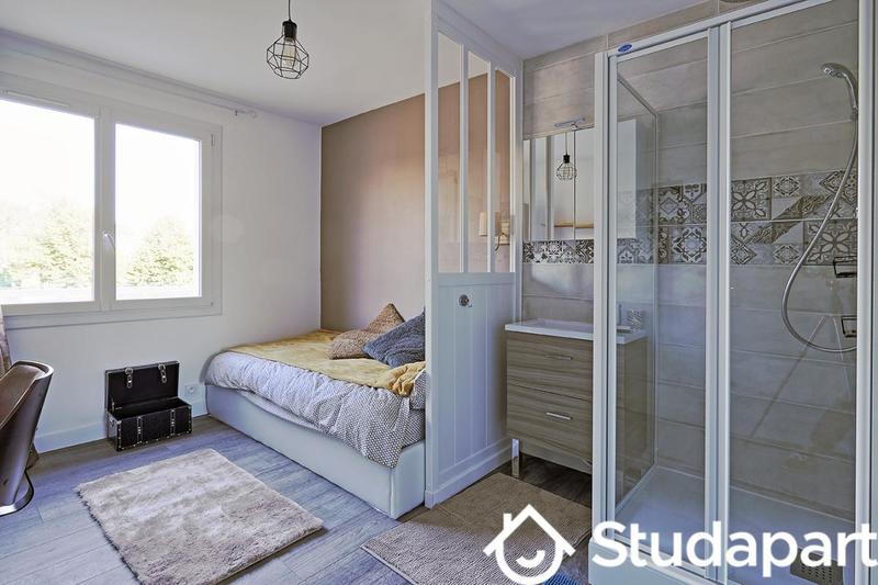 Chambre - 10 m² - 1 pièce