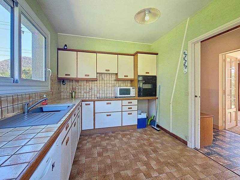 Maison - 139 m² - 7 pièces