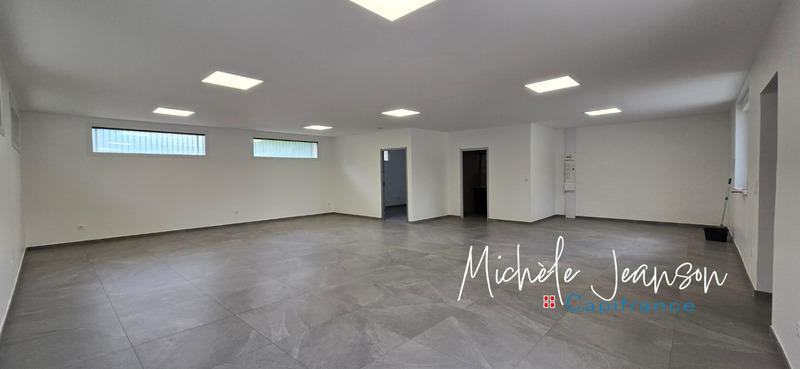 Local commercial - 106 m²